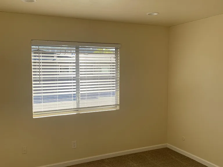 2813 Saint Paul Dr #3 — Photo 9