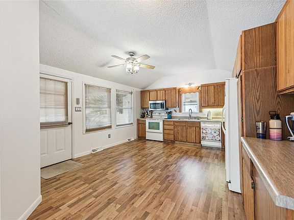 5th image of 251 Williams Blvd