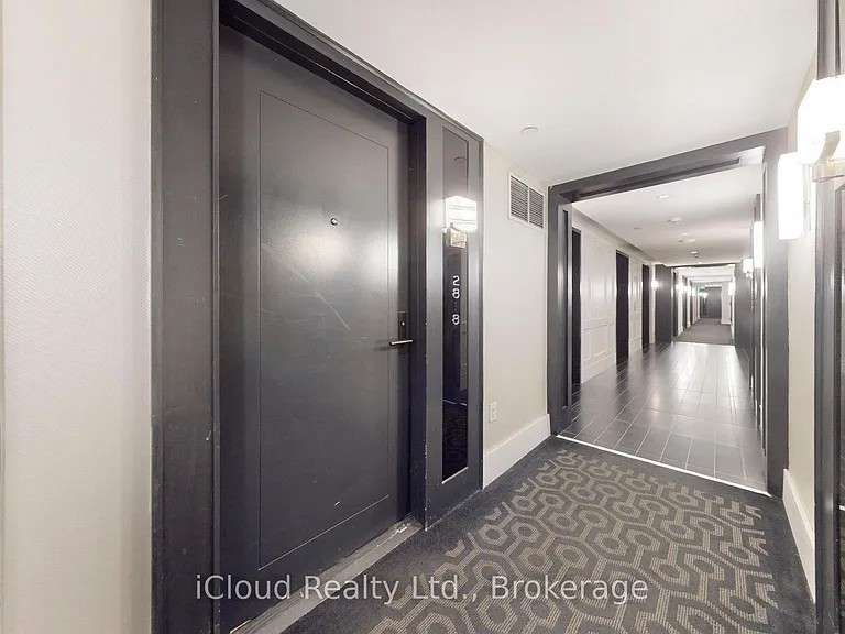 955 Bay St #2818 — Photo 30