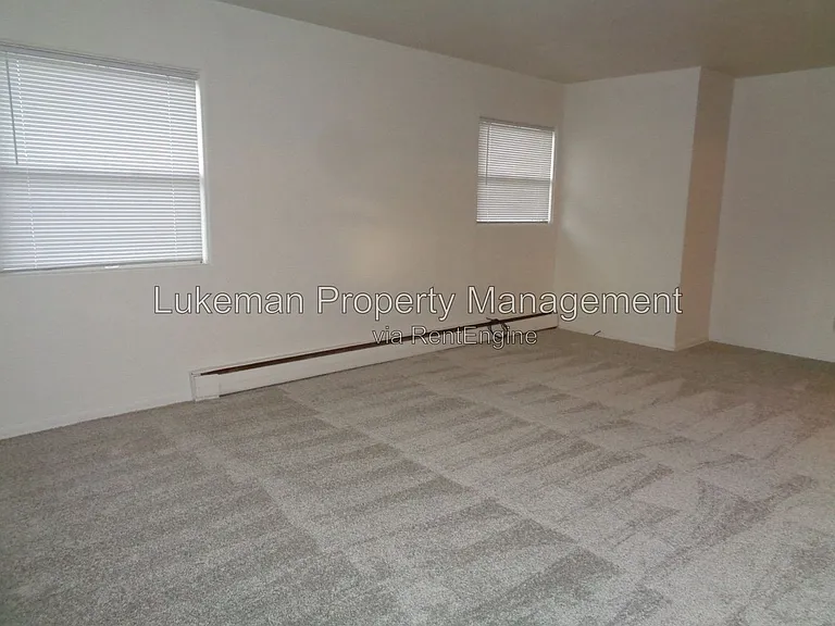 1536 Henson Ave #2 — Photo 4
