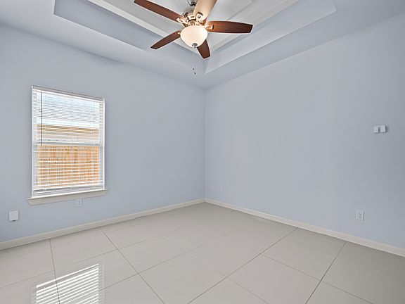 4th image of 812 E Myrtle Beach Ave #3