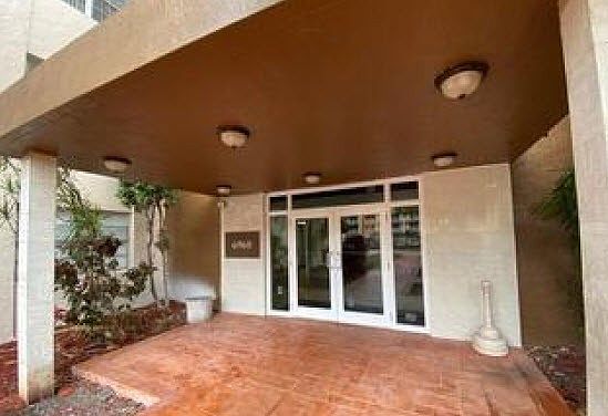 2nd image of 6960 Miami Gardens Dr #2222