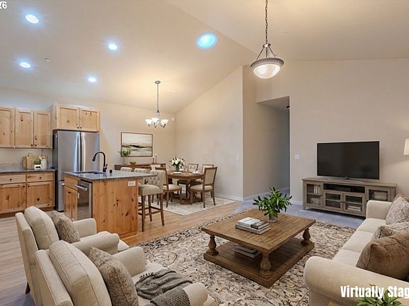 5th image of 185 N 43rd Pl