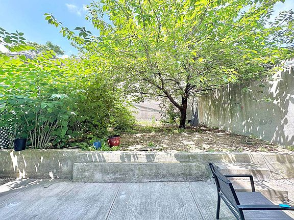5th image of 189 Johnson Ave #2A