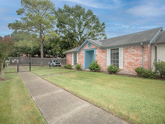 3rd image of 3724 Laura Leigh Drive