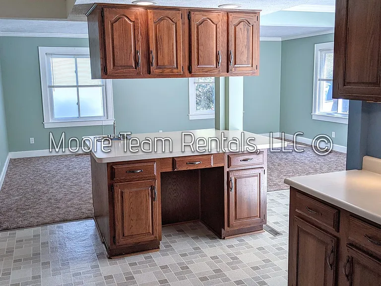 2612 Haywood Rd — Photo 7