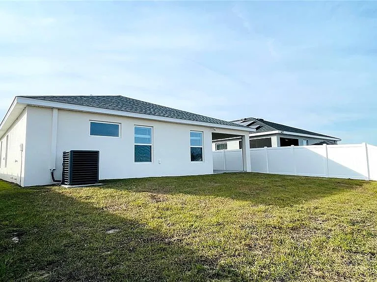 1387 Mountain Flower Ln — Photo 20