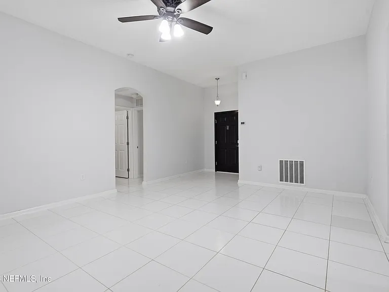 9847 Sailor Dr — Photo 12
