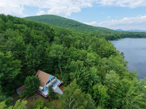 215 Payson Path, Hope, ME 04847