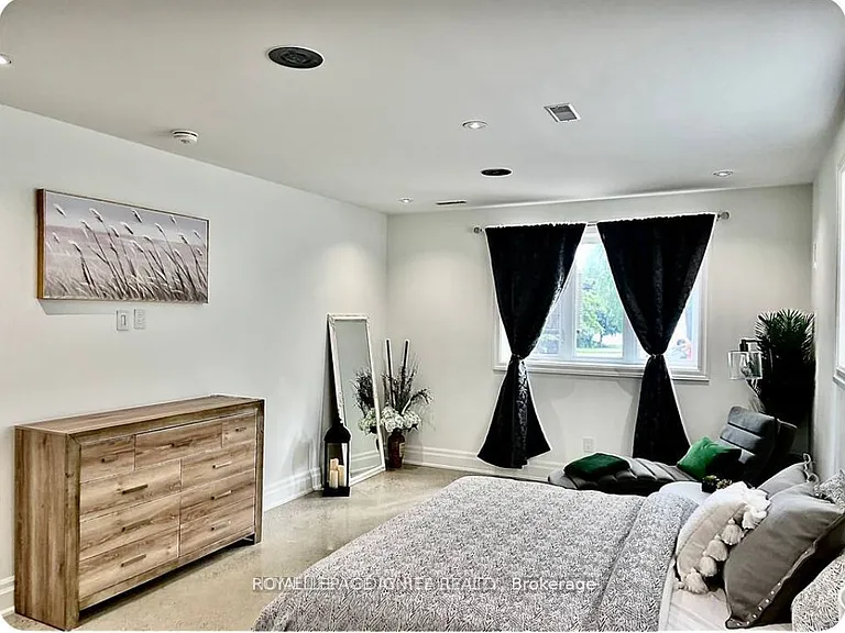 63 Sylvan Ave #BASEMENT — Photo 18