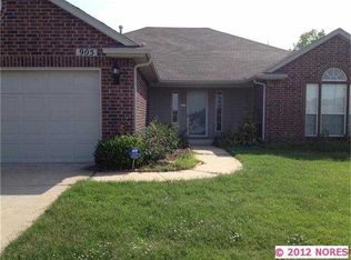 905 W Vandalia St, Broken Arrow, OK 74012