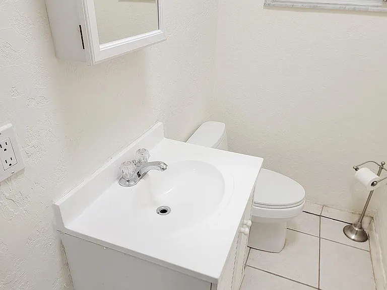 3211 Karen Dr — Photo 16