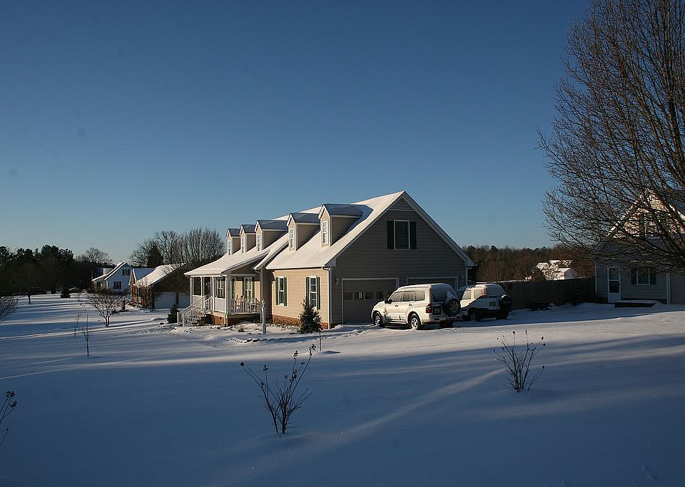 2nd image of 100 Justin Ln