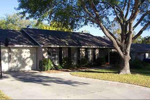 3rd image of 4331 MILLSTEAD DR
