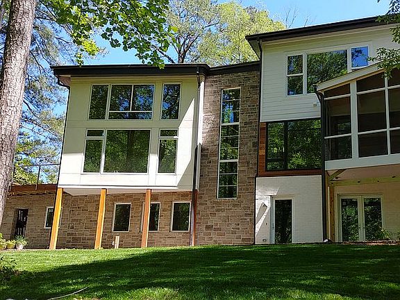 3rd image of 2381 Echo Dr