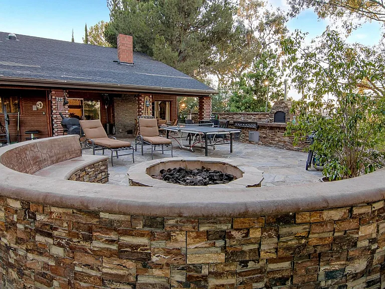 356 S Mohler Dr — Photo 45