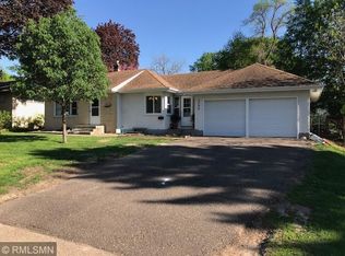 2594 2nd Ave E, North Saint Paul, MN 55109