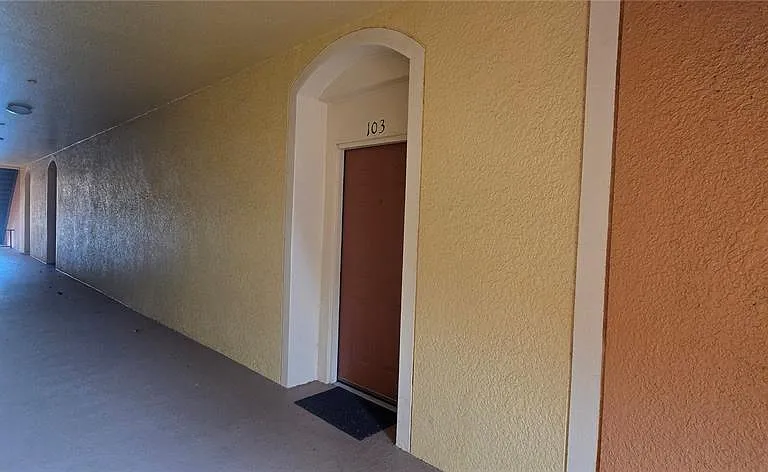 6240 Contessa Dr #103 — Photo 2