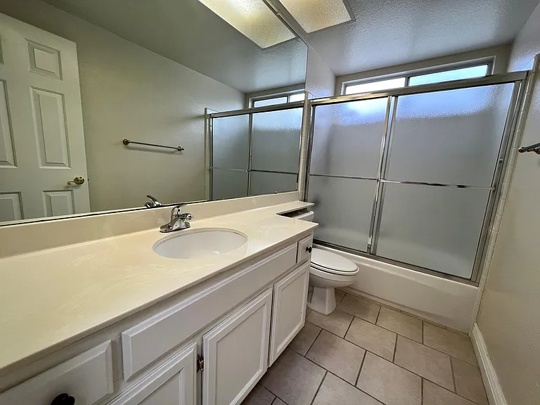 11688 Olive Spring Ct — Photo 14