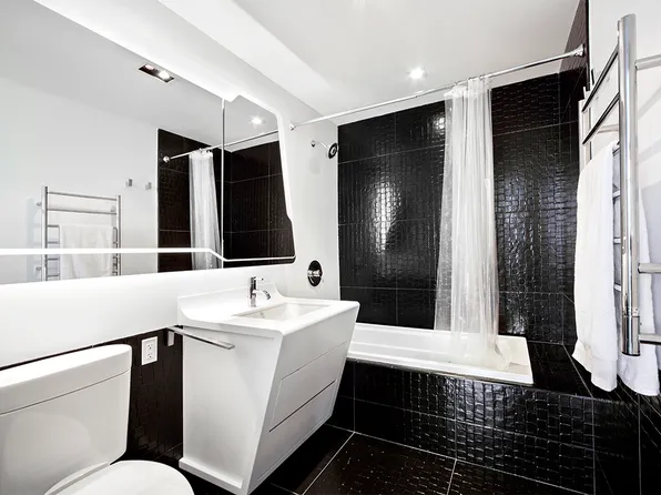 123 Washington Street image 6 of 18