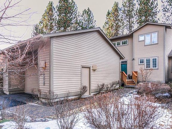 2nd image of 60467 Seventh Mountain Dr