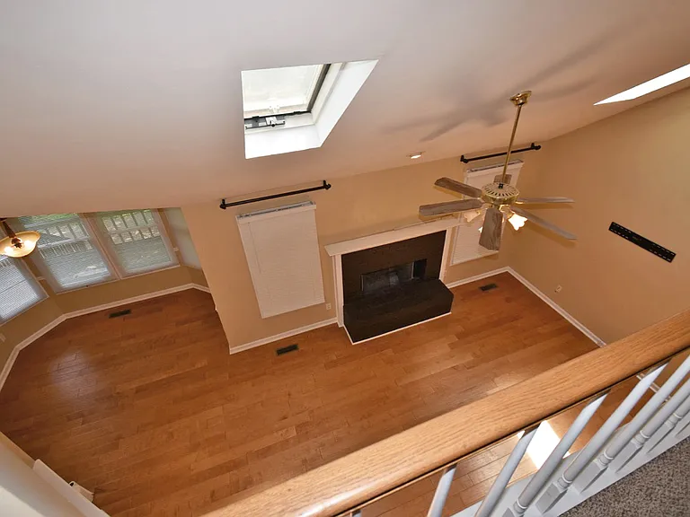 1525 W Harpeth Rd — Photo 16