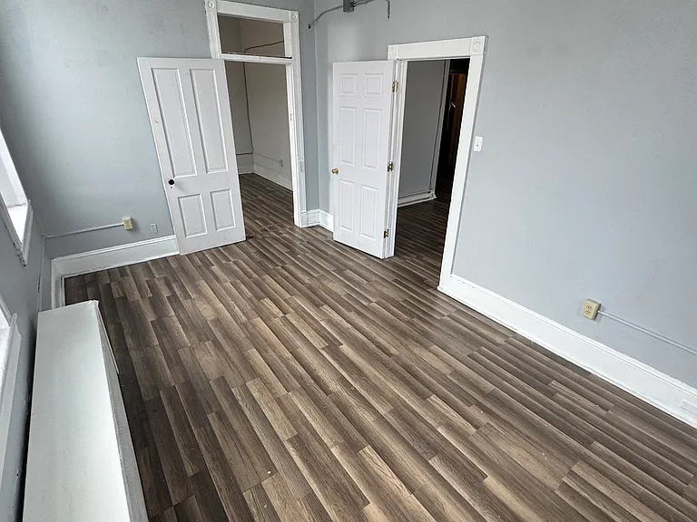 702 Centre St #3 — Photo 7