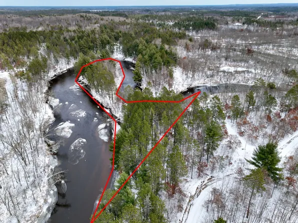 W 9300 Chipmunk Trl, Trego, WI 54888