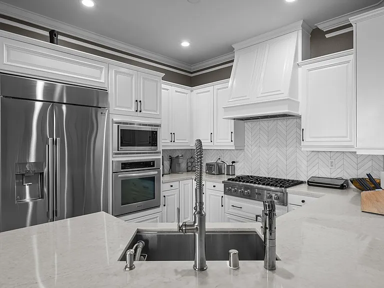 21928 Cortina Pl — Photo 9