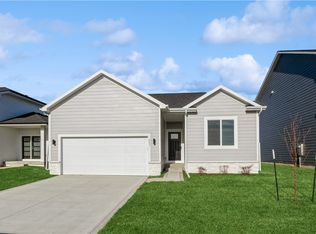 485 NW Compass Ave, Waukee, IA 50263