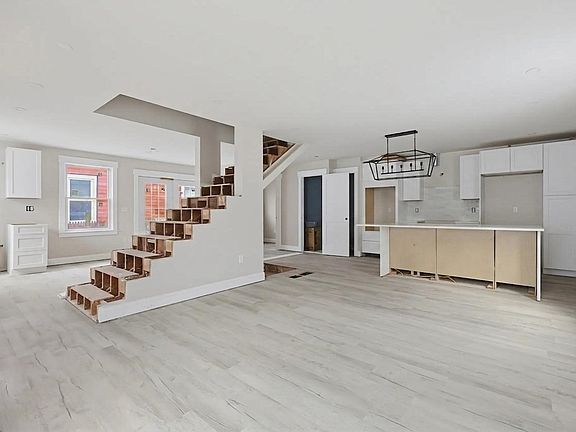 2nd image of 22-24 Fountain Ave