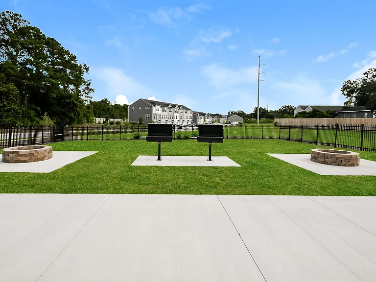 Highland Townhomes — Photo 48