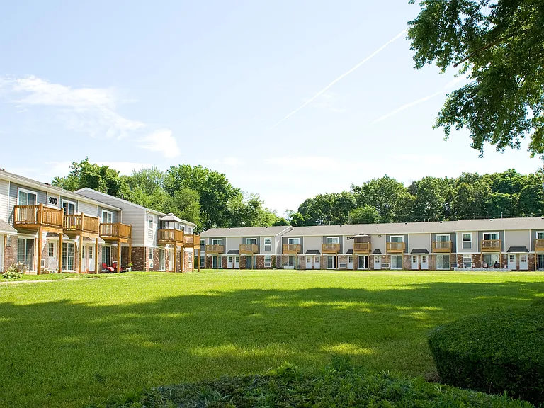 Chestnut Lane Apartments — Photo 30