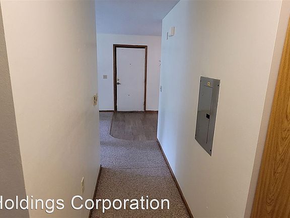 2nd image of 1832 N Main St APT 103