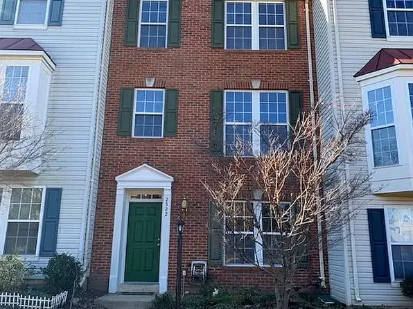 2522 Banshire Dr, Herndon, VA 20171