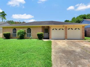 11610 South Dr, Houston, TX 77099