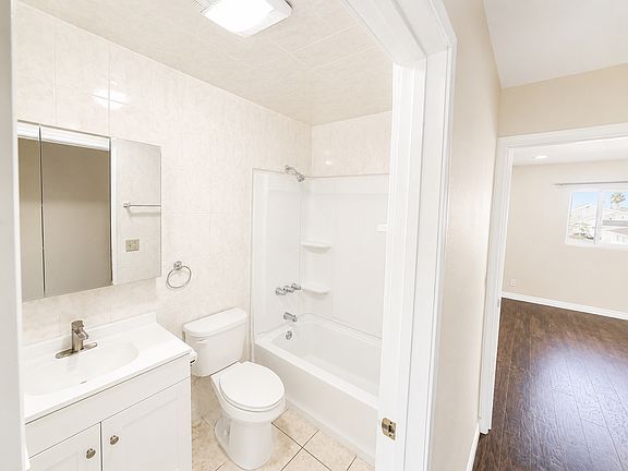 3rd image of 2034 Martina Ave #2034