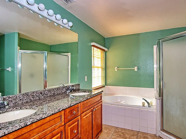 4335 Creekside Blvd — Photo 10