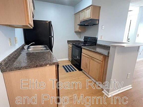 3rd image of 8623 Crows Nest Ln