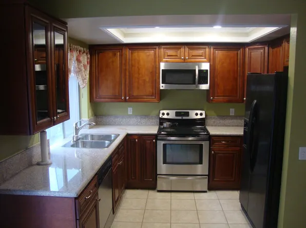 3733 N Harbor Blvd, Fullerton, CA 92835