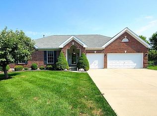 190 Azalea Ct, O Fallon, IL 62269