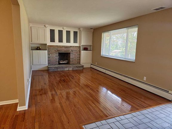 3rd image of 7545 Esther Dr