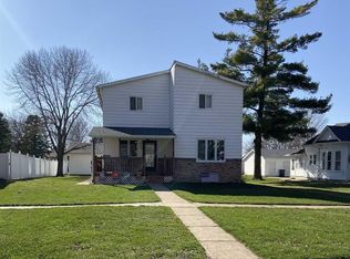713 Evans St, Sloan, IA 51055