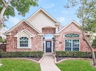 2710 Honeysuckle Dr, Richardson, TX 75082