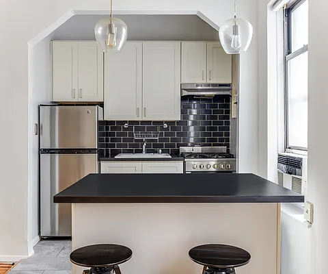 Sold by Compass | media 6