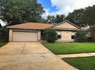 205 Hartford Dr, Conroe, TX 77303