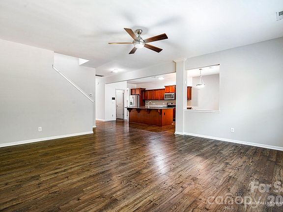 5th image of 7157 Sonja Dr