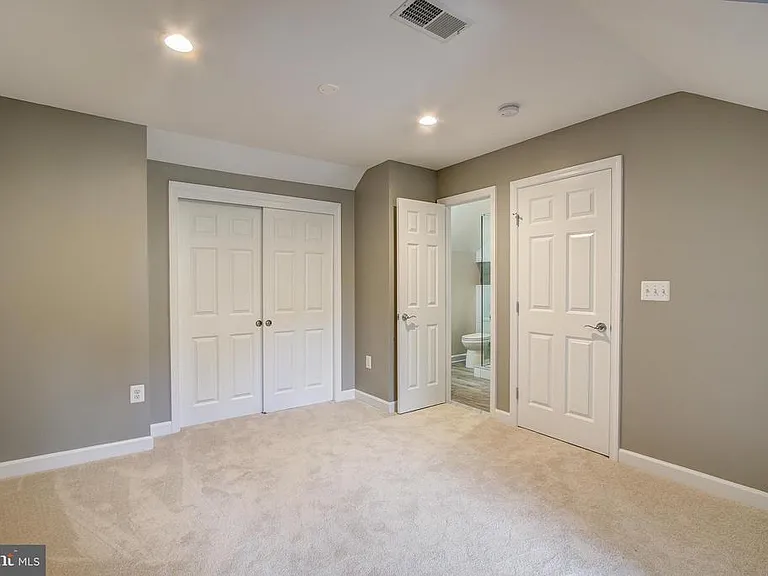 3545 S Stafford St #B2 — Photo 25