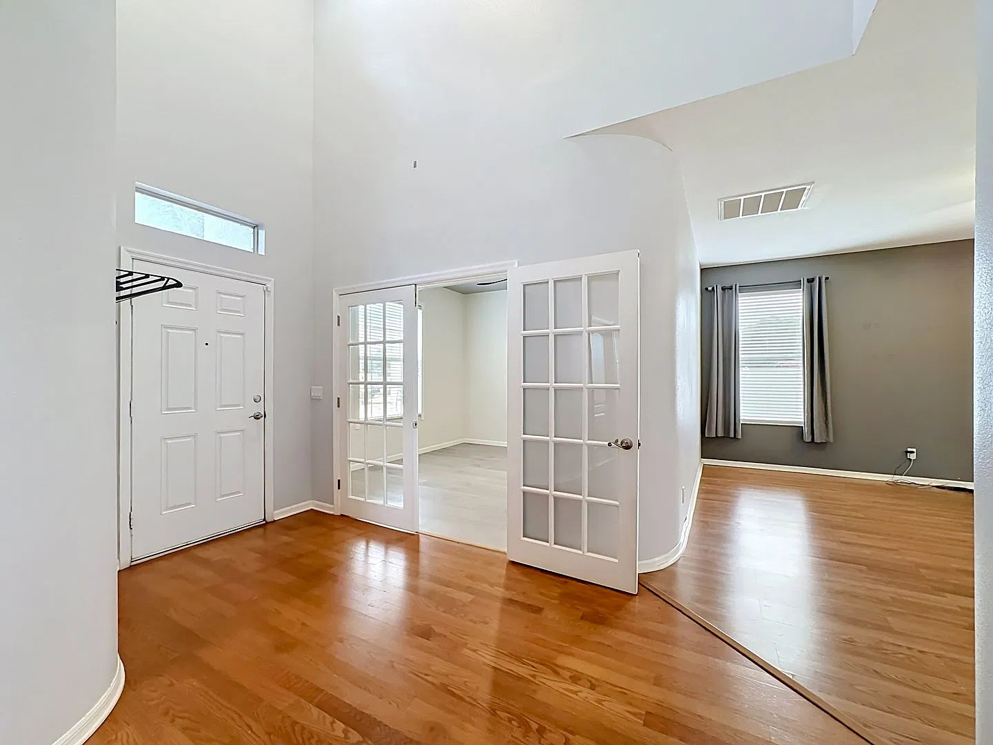 Large 3bd/2.5ba/2cg Tampa home for rent $2650 — Photo 3