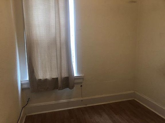 4th image of 1938 N Bissell St #2